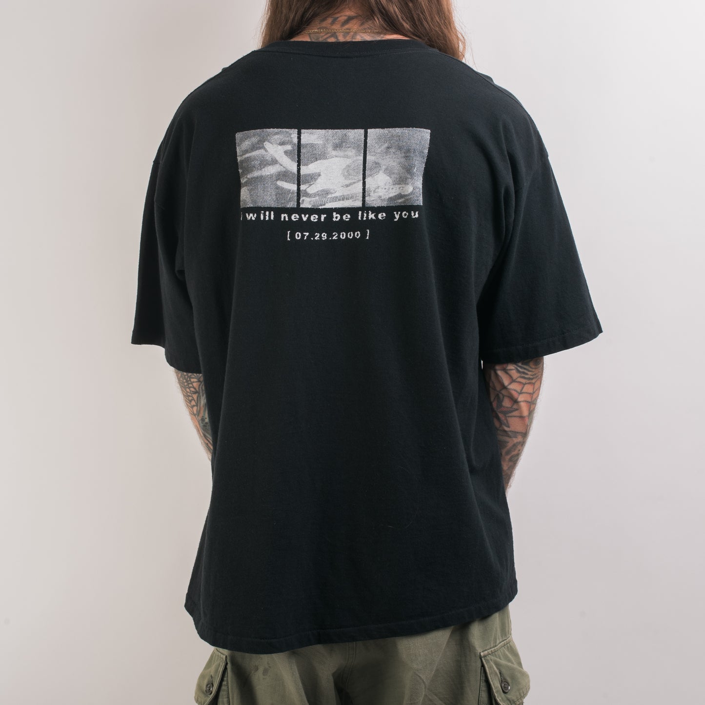 Vintage 2000 Extinction Unbroken Rip T-Shirt