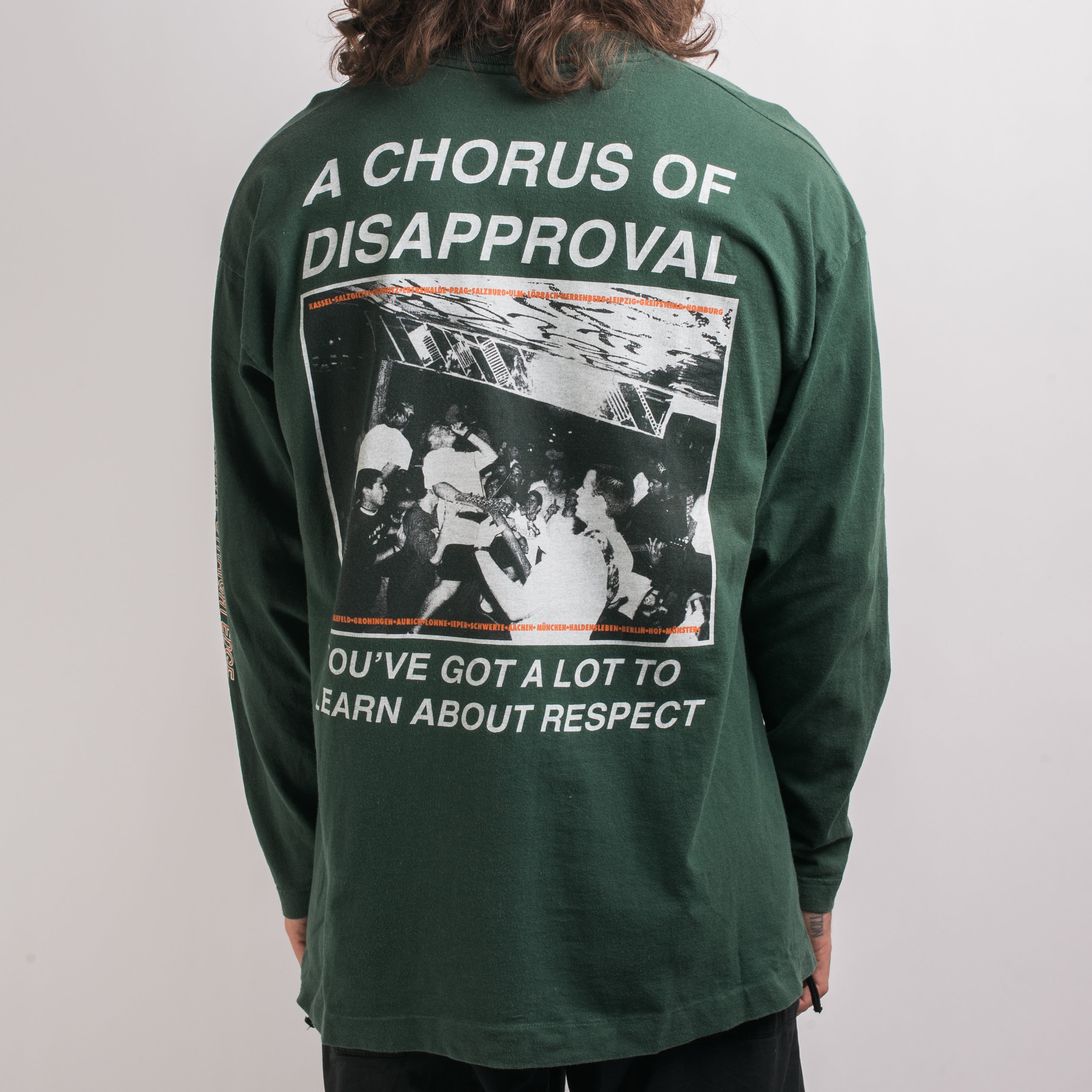 A CHORUS OF DISAPPROVAL Tシャツ - ミュージシャン