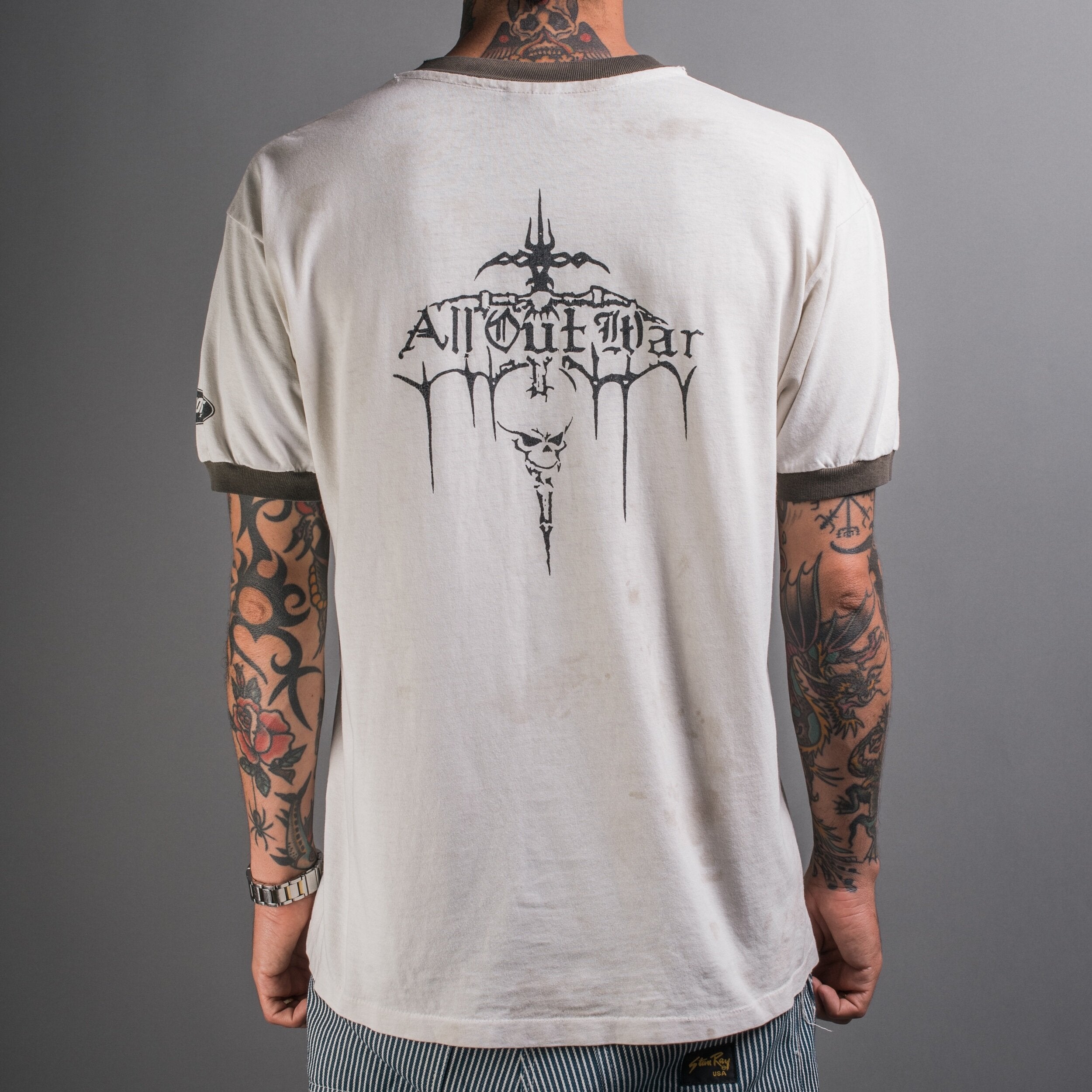 Vintage 90's All Out War Hymns Of The Apocalypse Ringer T-Shirt – Mills  Vintage USA