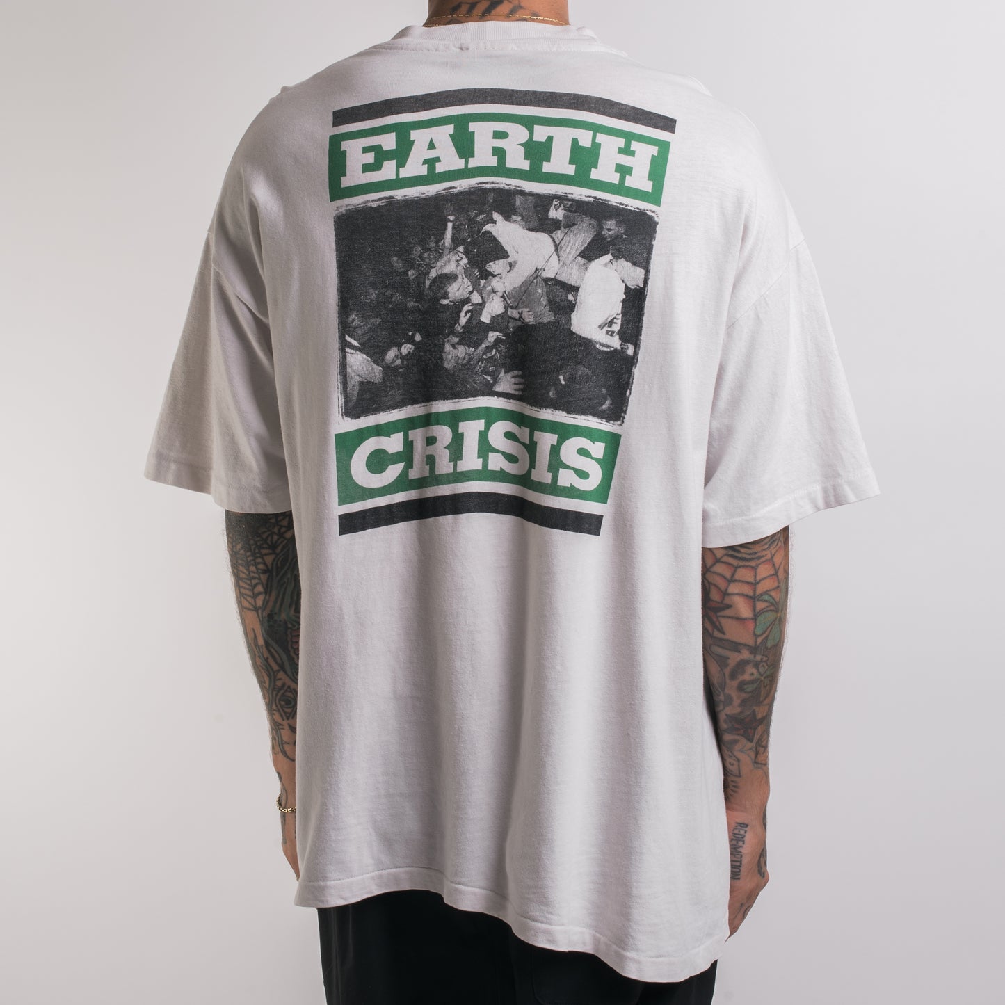 Vintage 90’s Earth Crisis Chain Of Strength Rip T-Shirt