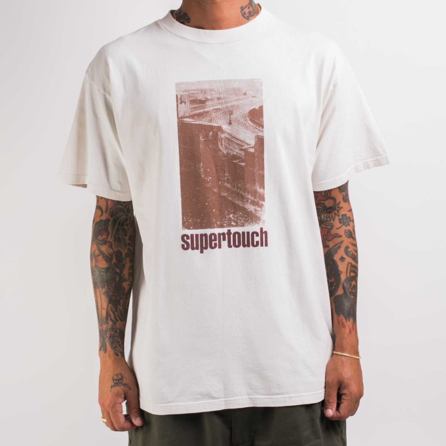 Vintage 90’s Supertouch The Earth Is Flat T-Shirt