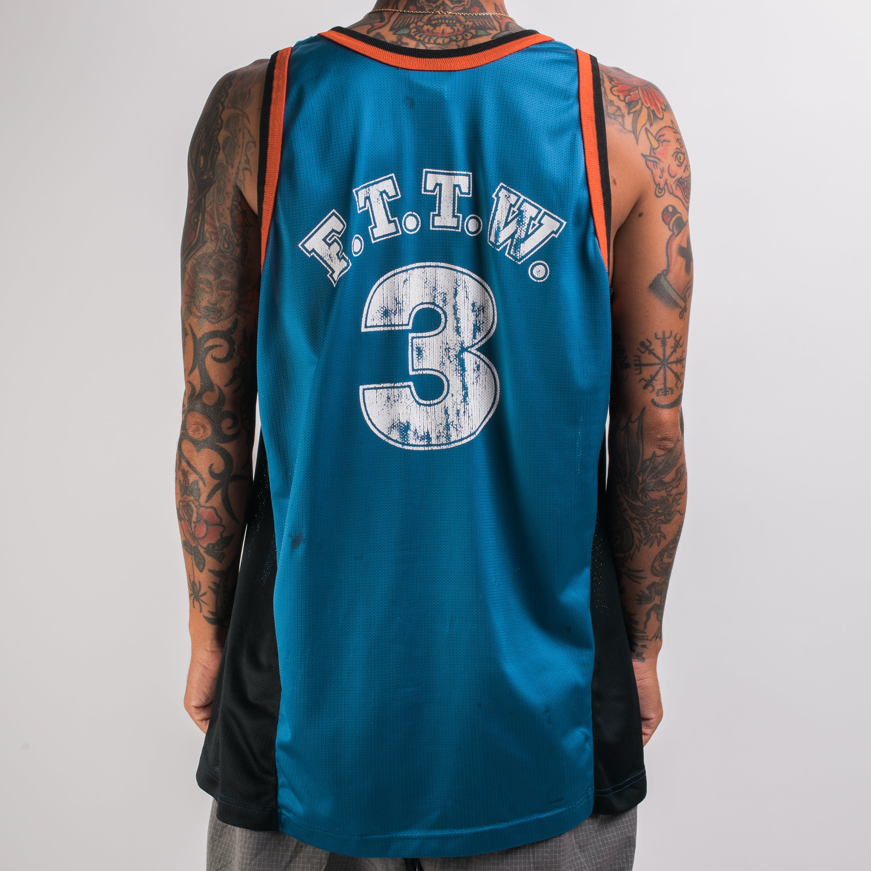 Vintage store 90s H2O basketball jersey